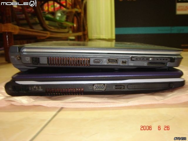 SONY VAIO VGN-FJ79TP  開箱分享照。新手分享，多見諒！