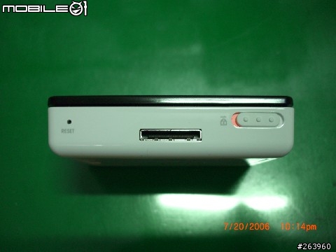 [分享]IRIVER CLIX 2G 入手開箱照   (圖多）