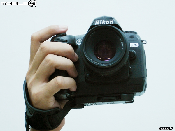 [處女分享作] Nikon 原廠手腕帶Nikon AH4 -有圖有真相