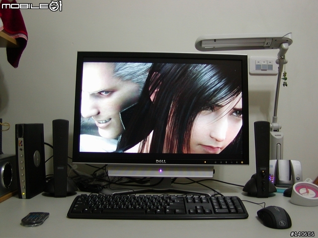 [分享]終於敗入DELL 2407WFP螢幕給想要買的人參考一下嘍！（新增接XBOX360畫面）