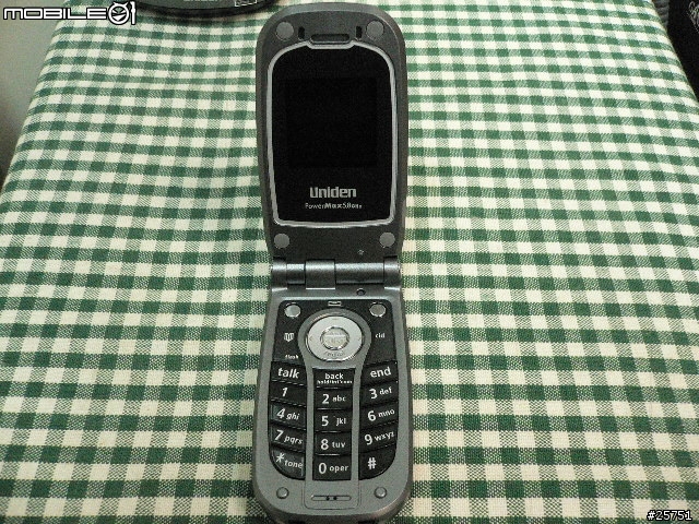[分享][拆箱]市話還是手機? Uniden 5.8Ghz ELT560