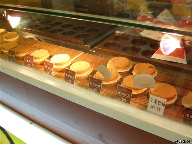 [rock&sweet] 台北新世界購物中心 孝心園日式鮮奶紅豆餅