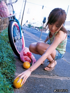 [分享] Morning 娘 紺野朝美 Alo-Hello 桌布99張