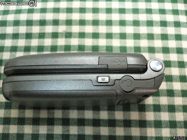 [分享][拆箱]市話還是手機? Uniden 5.8Ghz ELT560