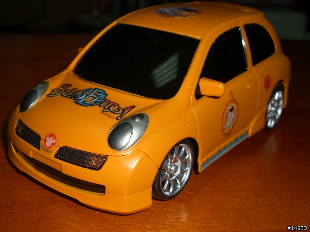 [分享 ]花小錢DIY的TOMY AERO RC日本 Nissan March 遙控車