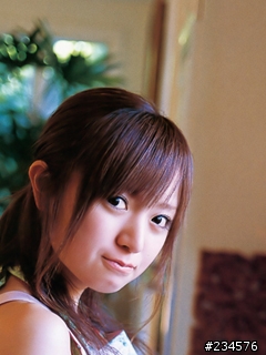 [分享] Morning 娘 紺野朝美 Alo-Hello 桌布99張