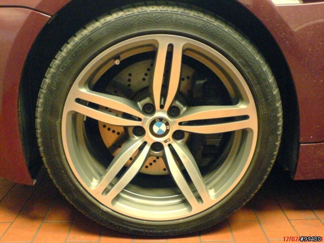 巴伐利亞的藍色螺旋槳裡最高級的跑車  M6    圖多