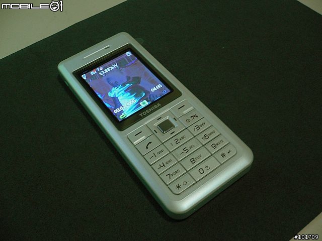TOSHIBA TS30 新品入手