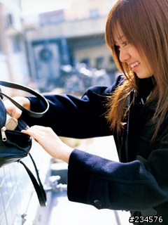 [分享] Morning 娘 紺野朝美 Alo-Hello 桌布99張