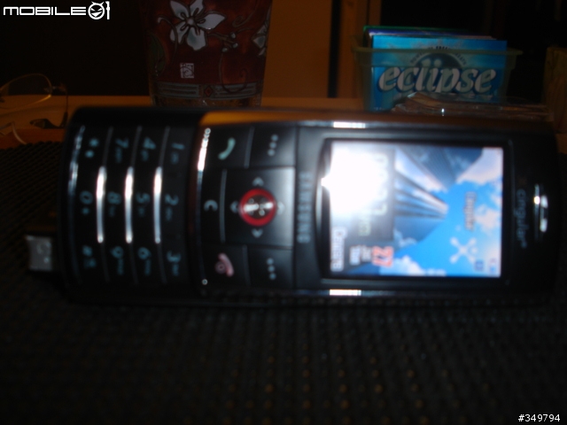 [分享]台灣未上市的三星D807小分享