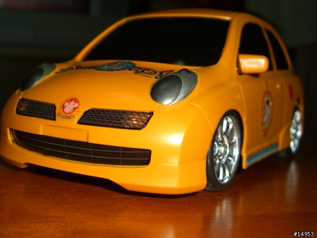 [分享 ]花小錢DIY的TOMY AERO RC日本 Nissan March 遙控車