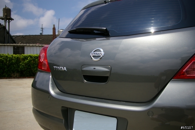 TIIDA 內裝 及 其他  圖多