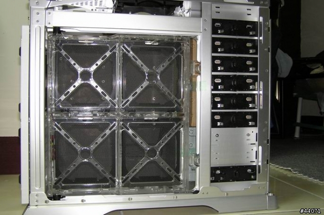 [分享]空冷首選：CoolerMaster RC-830 (68張分享紀錄)