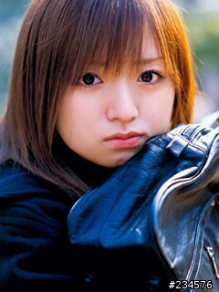 [分享] Morning 娘 紺野朝美 Alo-Hello 桌布99張