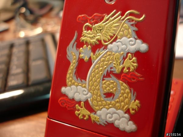 [分享]金銀立體浮雕貼飾