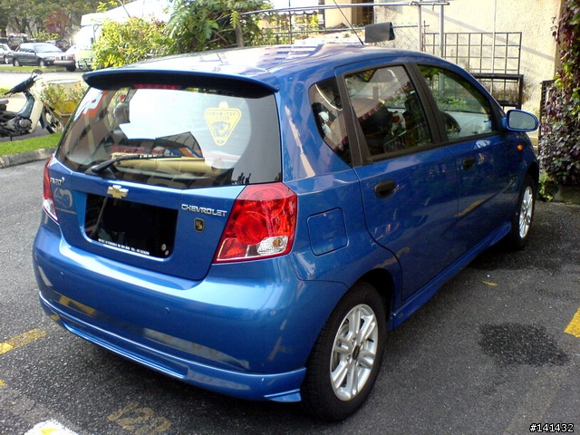 [分享] 屬於年輕人的小車 青春洋溢的Chevrolet Aveo5！(Pg.2 - 換新rims!)
