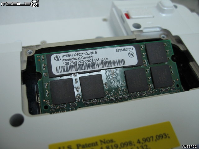 ASUS W7J 搭載Nvidia Geforce go 7400 純白魅力體驗.