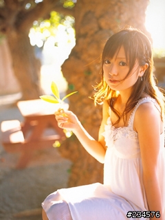 [分享] Morning 娘 紺野朝美 Alo-Hello 桌布99張