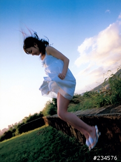 [分享] Morning 娘 紺野朝美 Alo-Hello 桌布99張