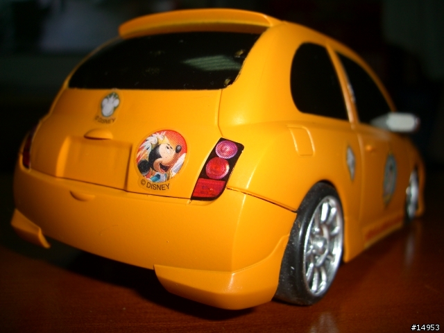 [分享 ]花小錢DIY的TOMY AERO RC日本 Nissan March 遙控車