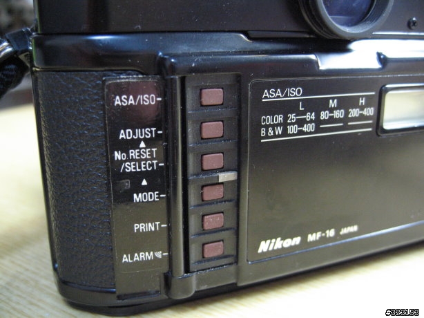 [非數位]防潮箱中的寶物 NIKON FM2(補底片室照片)