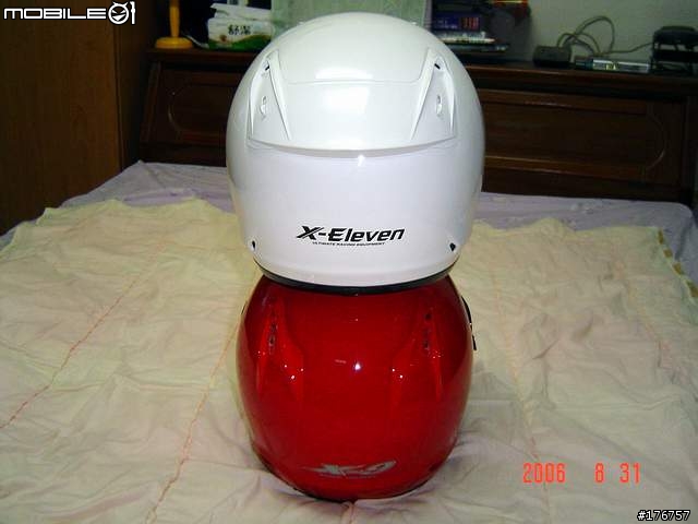 [分享]SHOEI 安全帽 X-11跟X-9的比較... XD