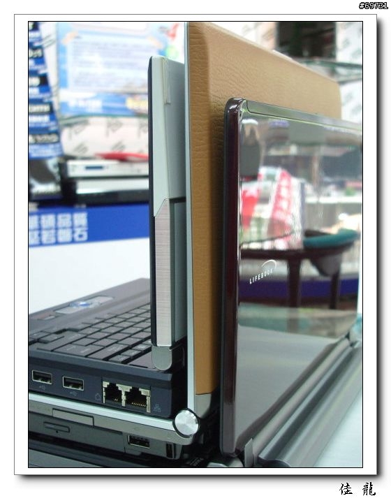 [分享]閃耀的星紅~Fujitsu P7120(補上一些疊疊樂照片)