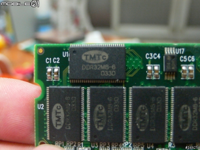 [求助]小白記憶體的問題~~從512MB變成256MB了!!!