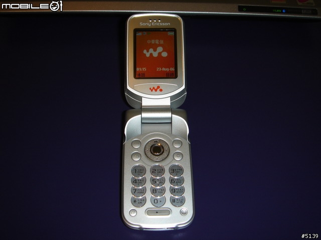 [分享]Walkman W300i簡單心得+寫真
