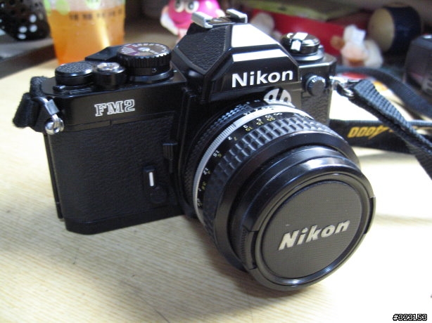 [非數位]防潮箱中的寶物 NIKON FM2(補底片室照片)