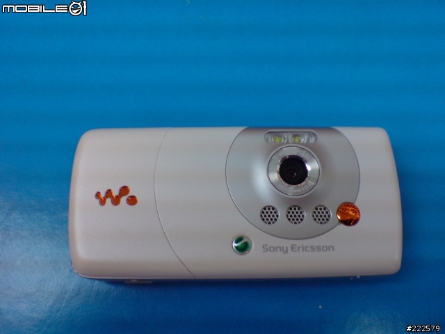 [分享]W810i雪白版
