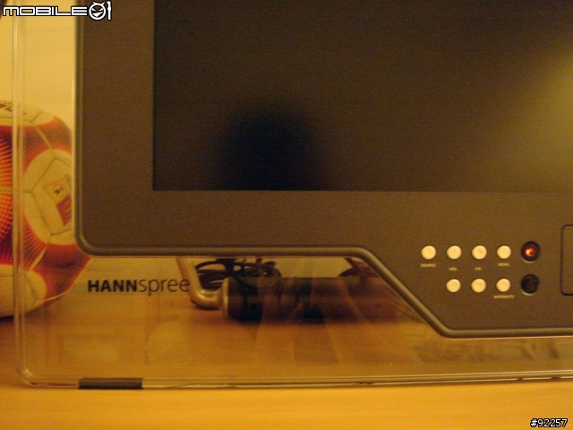 [分享]Hannspree 23 籃球板造型電視