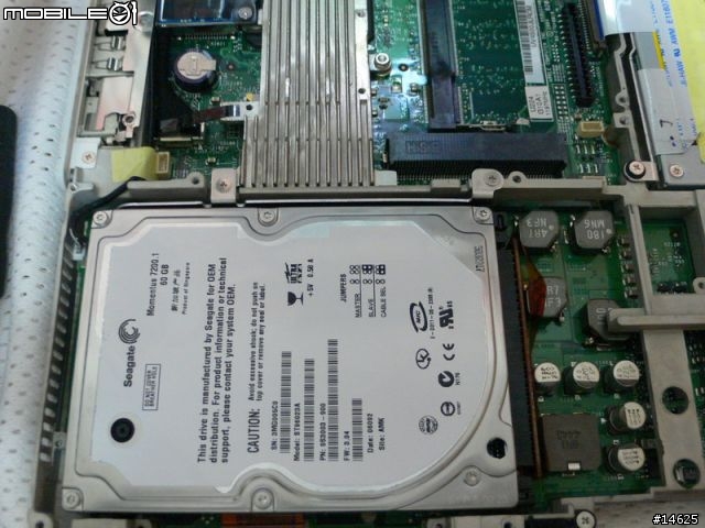 [小分享]小白換硬碟DIY~~一點也不難...讓你的小白一點也不輸人