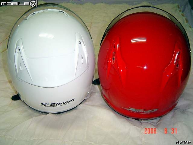 [分享]SHOEI 安全帽 X-11跟X-9的比較... XD