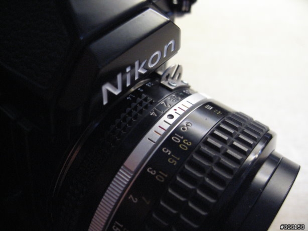 [非數位]防潮箱中的寶物 NIKON FM2(補底片室照片)