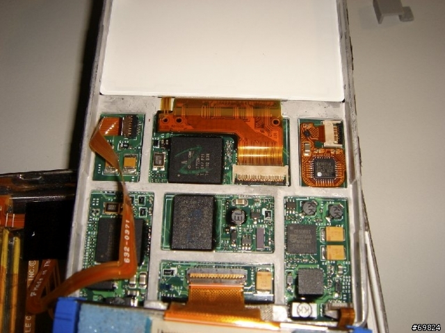 ipod 顯示器故障？鈦書營幕遺孤？！大尺寸電子相框無敵大合體？！