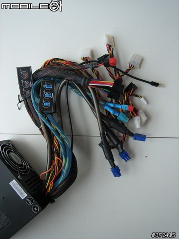 [分享] DabsXtreme Tagan 480W PSU - Two Force 電源供應器