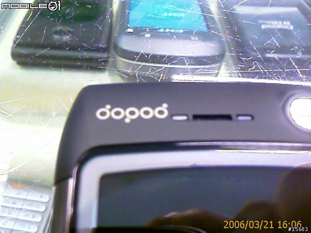 [分享]豆腐達山雞(dopod3G)595開箱照