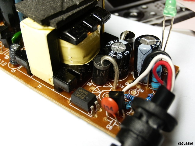 [拆殼]市售之IDE TO USB之電源變壓器品質好嗎?