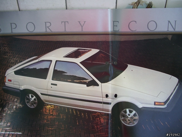 [分享]AE86 藤原豆腐店?  美規COROLLA型錄