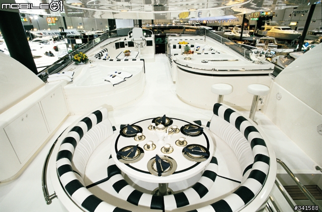 賽車名將小舒馬克的遊艇~台灣嘉鴻遊艇製造的95ft Mega yacht