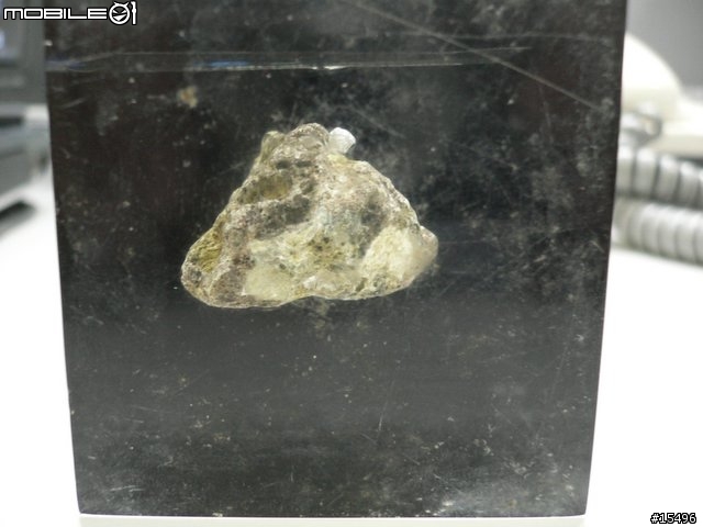 [分享] 一個打火機  --鑽石原石賴打
