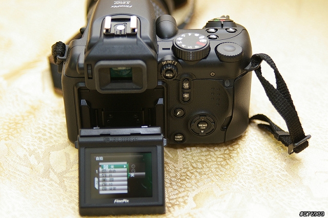 [分享]fuji s9500類單眼相機入手測試!新增波斯菊外拍圖