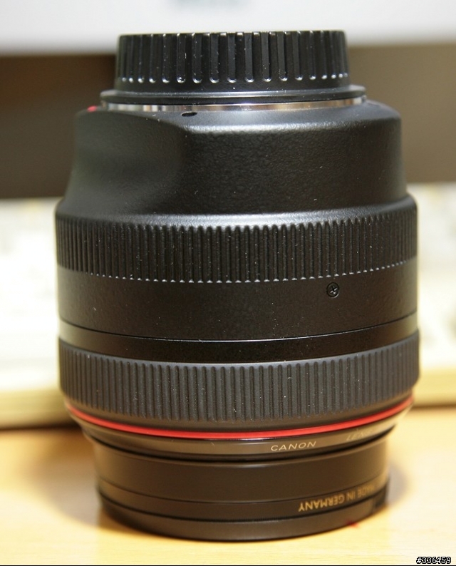 Canon EF85mm 1.8 & 1.2L 槓上啦