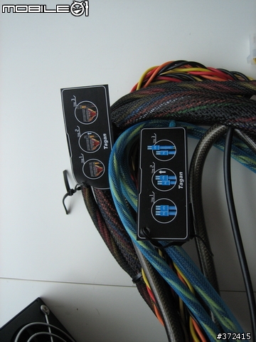 [分享] DabsXtreme Tagan 480W PSU - Two Force 電源供應器