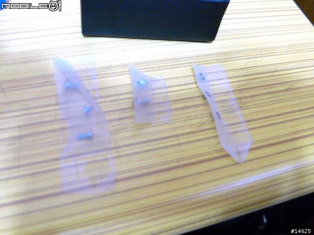 [小分享]小白換硬碟DIY~~一點也不難...讓你的小白一點也不輸人