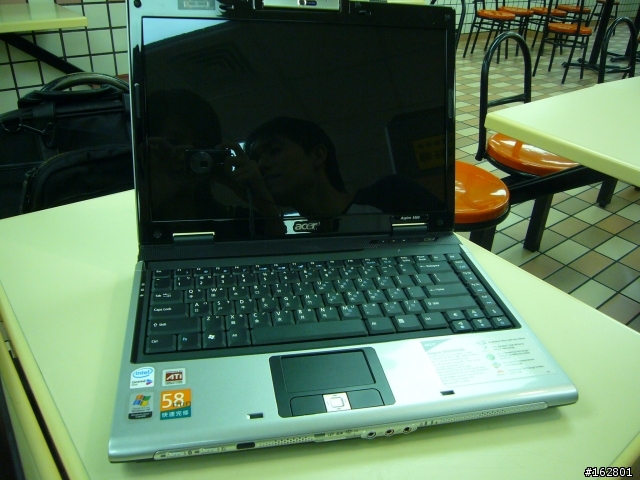 [分享]acer5562包膜後的效果~