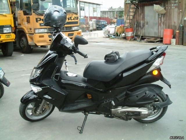 [分享]小弟歷年來代步機車(首批勁戰，SDX馬車，2V G-MAX150)及騎乘心得，歡迎大家分享