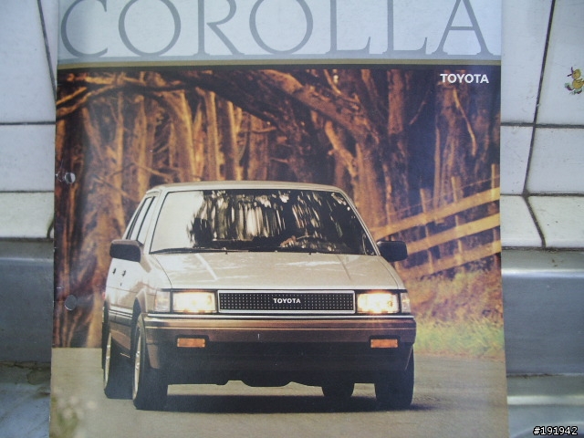 [分享]AE86 藤原豆腐店?  美規COROLLA型錄