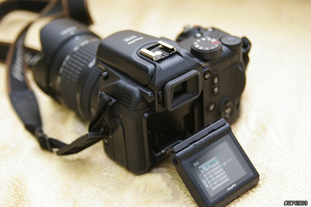 [分享]fuji s9500類單眼相機入手測試!新增波斯菊外拍圖